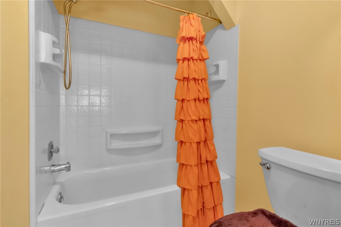229 Robin Road Amherst, NY 14228 - Photo 25 of 42