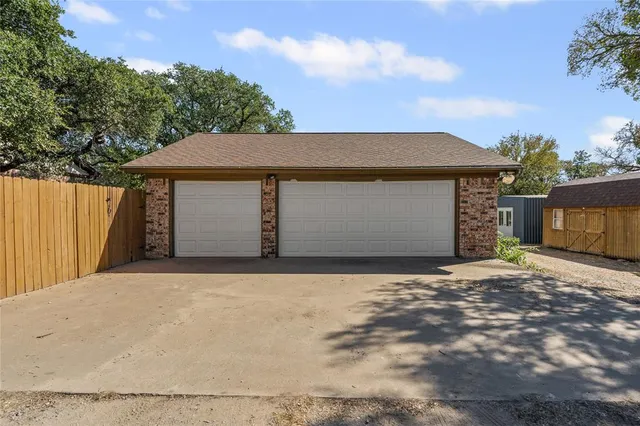 $599,900 | 513 Ranch House Road, Willow Park, TX 76087