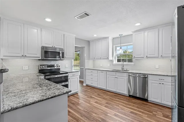 $599,900 | 513 Ranch House Road, Willow Park, TX 76087