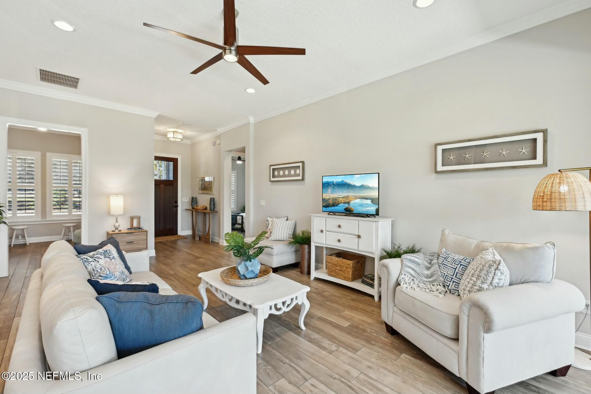 29138 Grandview Manor Yulee, FL 32097 - Photo 25 of 59 Living Area to Front