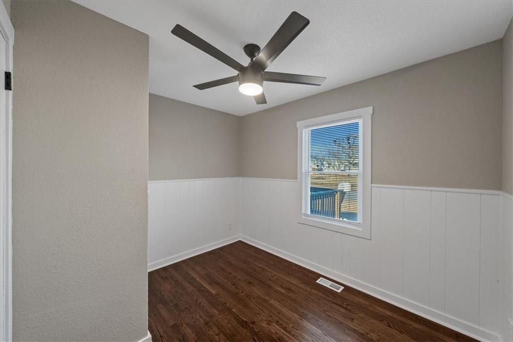 1602 South Queen Ridge Way Independence, MO 64050 - Photo 12 of 24