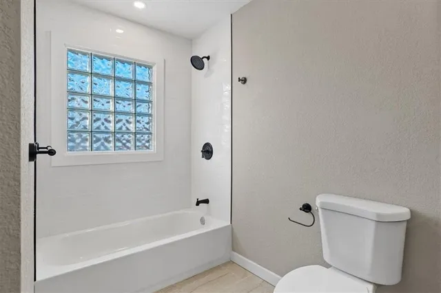 $229,000 | 1602 South Queen Ridge Way, Independence, MO 64050