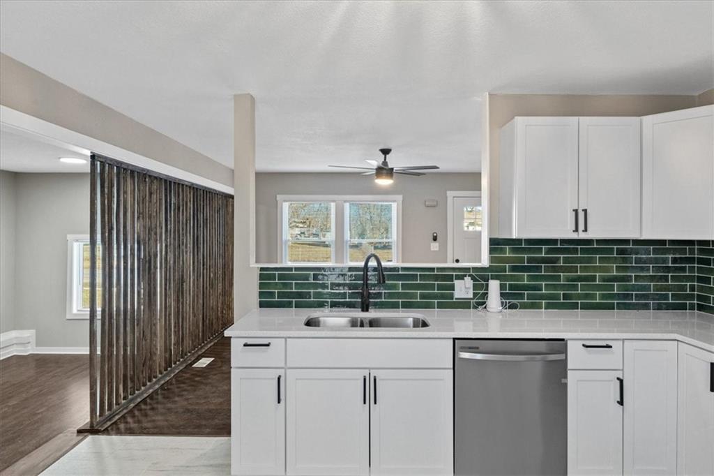 1602 South Queen Ridge Way Independence, MO 64050 - Photo 8 of 25