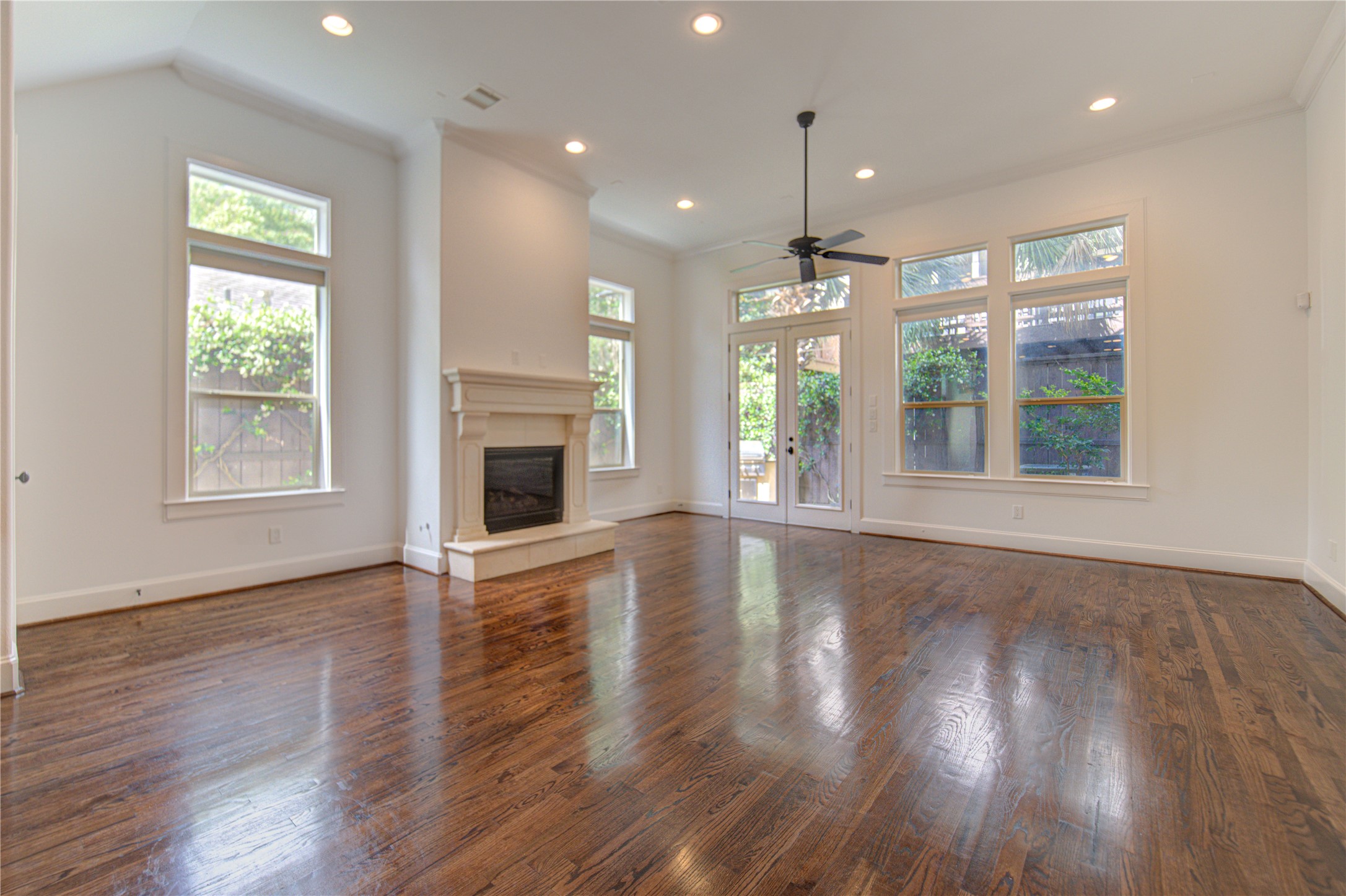 6520 Rodrigo Street Houston, TX 77007 - Photo 13 of 44