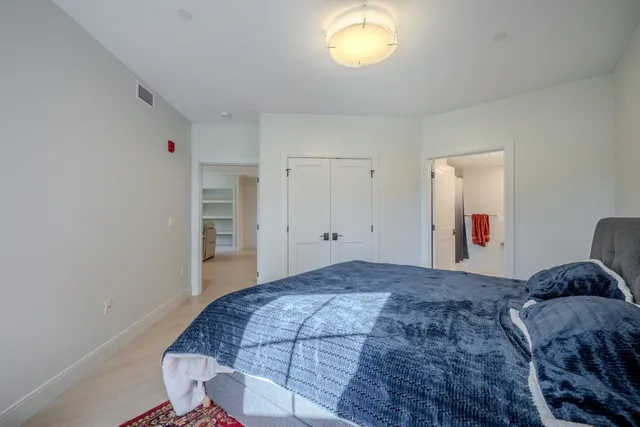 $724,900 | 10 Sally Sweets Way, Unit 104, Salem, NH 03079