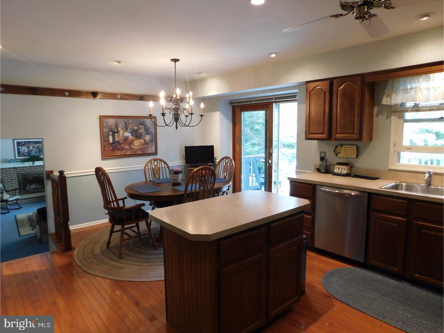 12 Douglass Road Lansdale, PA 19446 - Photo 7 of 25 Gallery Image 7