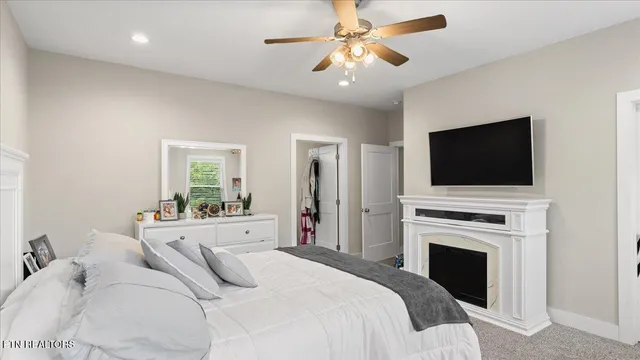 $429,900 | 409 Cedar Creek Circle, Kodak, TN 37764