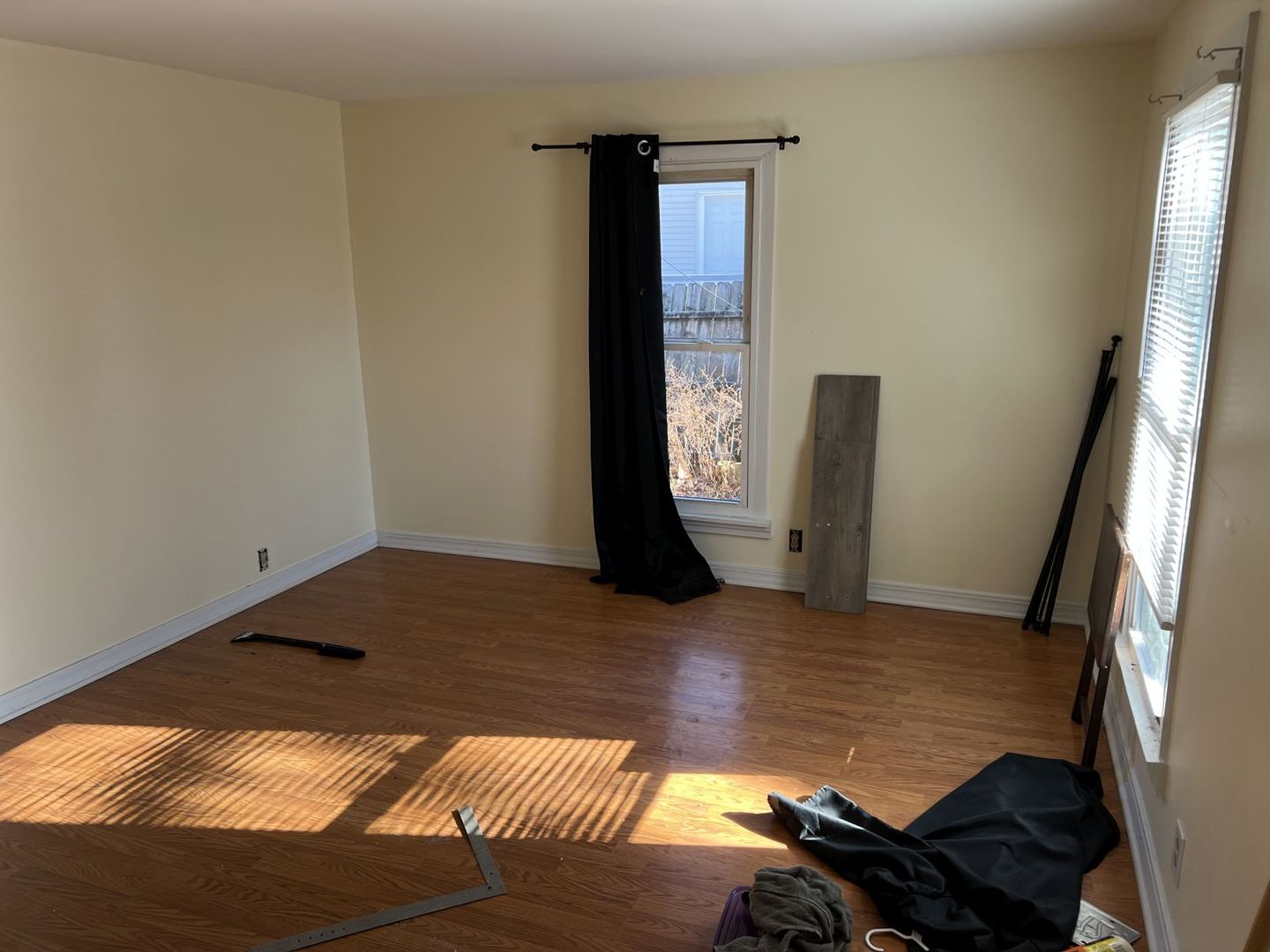 405 West Bissell Street Bloomington, IL 61701 - Photo 5 of 21 a view of bedroom