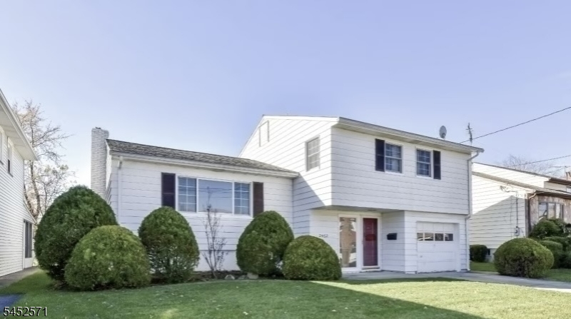 2462 Woodside Road Union, NJ 07083 - Photo 2 of 4 Gallery Image 2
