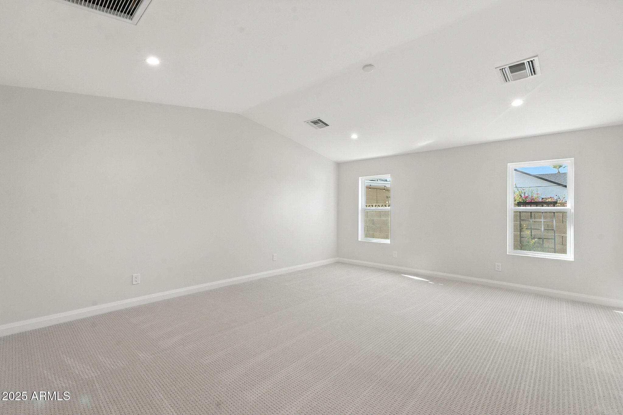 2814 North 51st Street Phoenix, AZ 85008 - Photo 31 of 50 a view of an empty room with a window