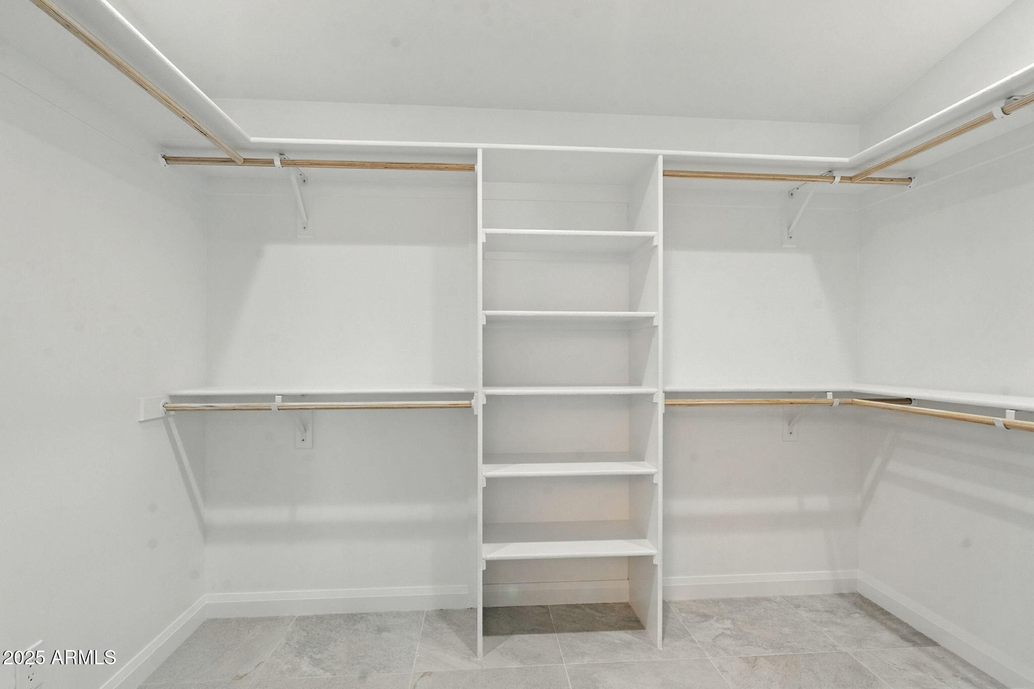 2814 North 51st Street Phoenix, AZ 85008 - Photo 37 of 50 a view of an empty walk in closet