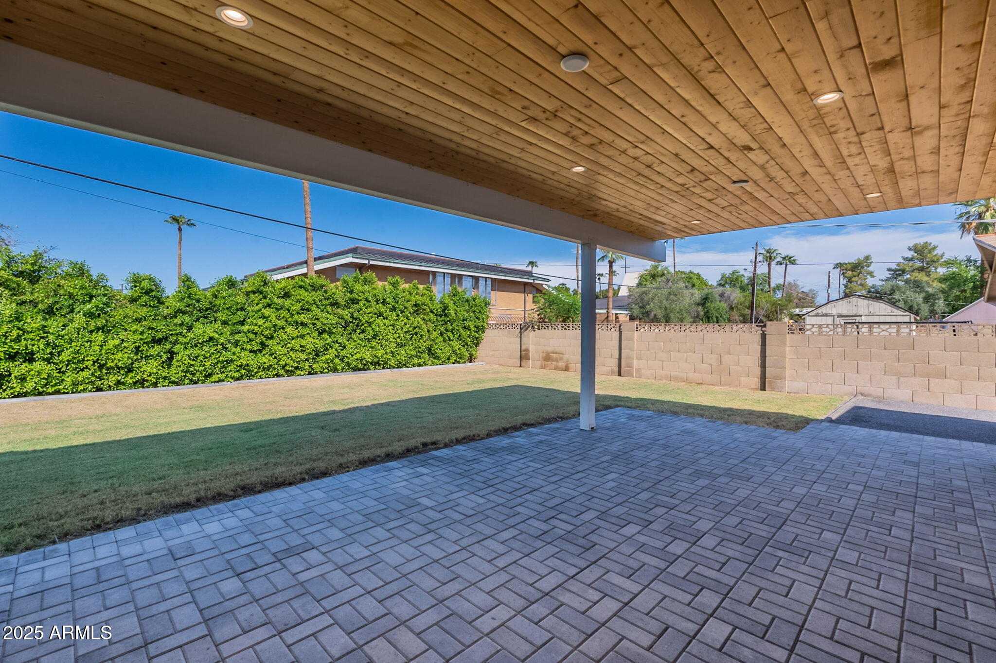 2814 North 51st Street Phoenix, AZ 85008 - Photo 39 of 50 a view of a backyard