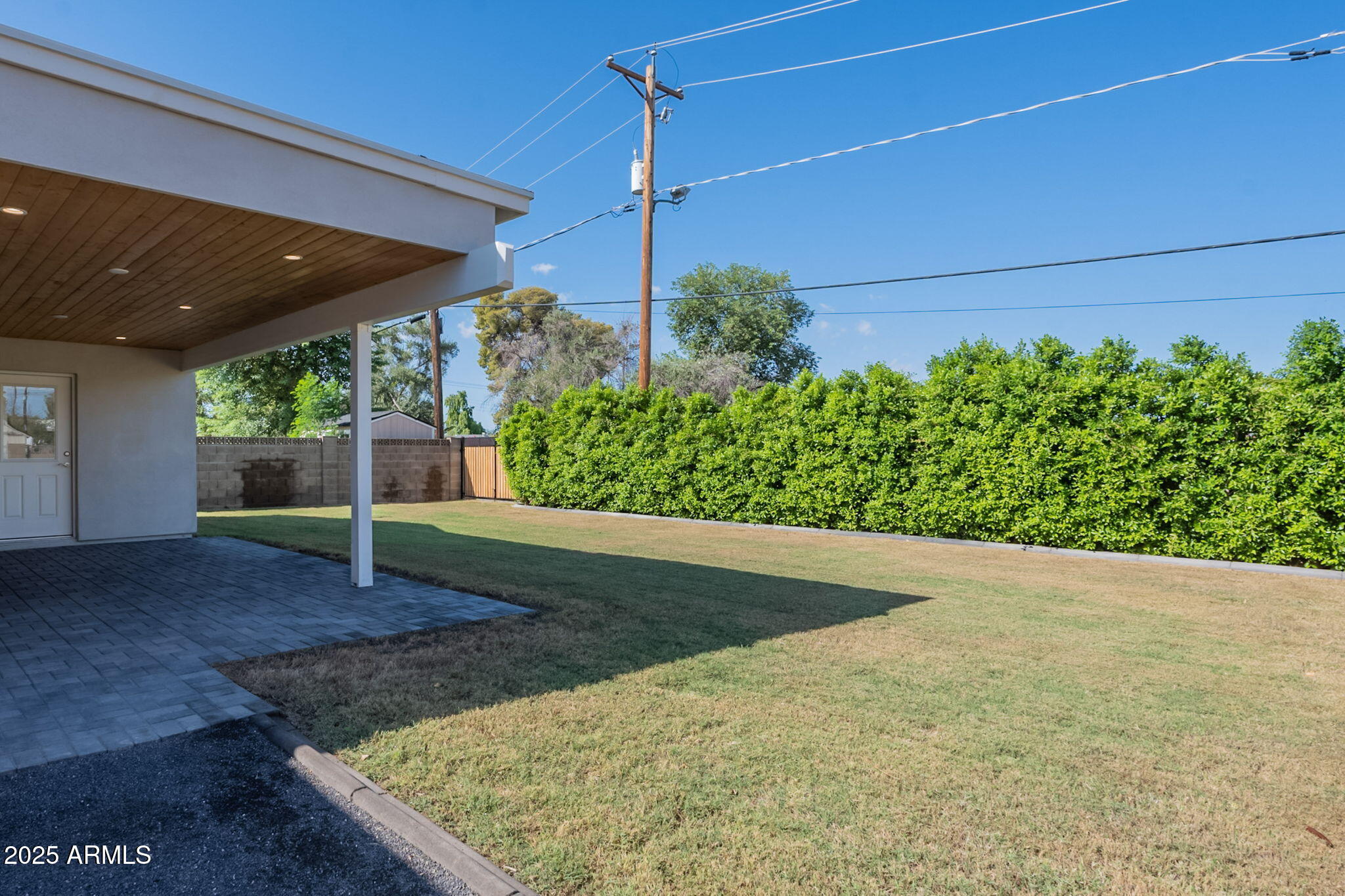 2814 North 51st Street Phoenix, AZ 85008 - Photo 42 of 50 a view of a backyard
