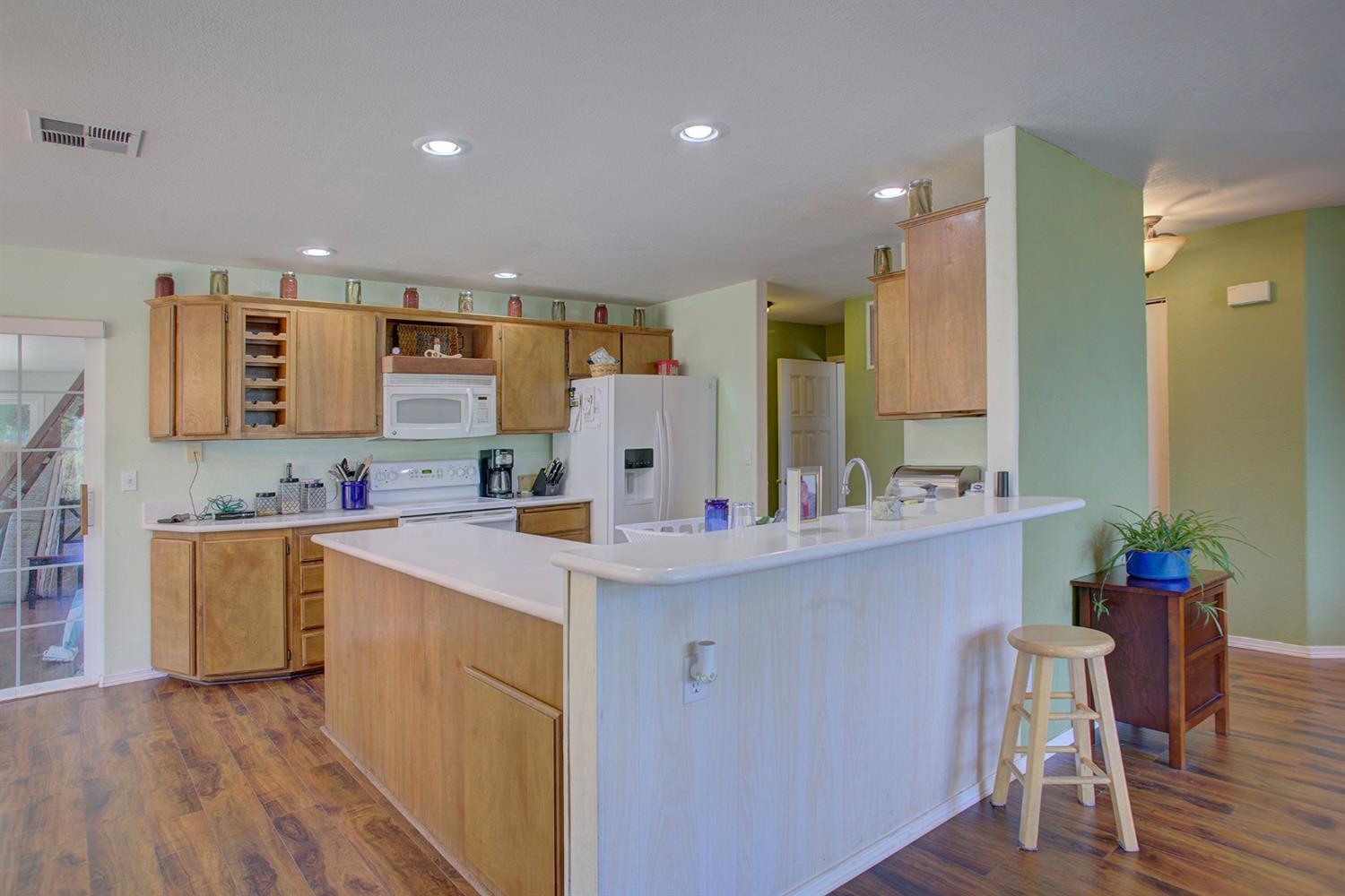1360 Walker Road Grants Pass, OR 97527 - Photo 8 of 30 Additional Photo