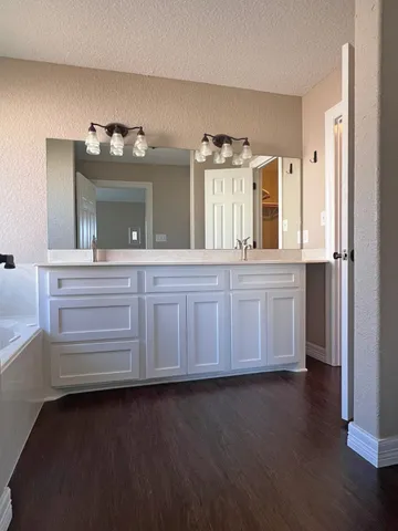 $269,500 | 4804 Tarpon Drive, Bay City, TX 77414