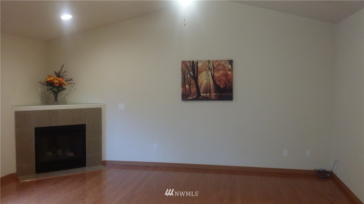 20818 9th Drive Southeast Bothell, WA 98021 - Photo 7 of 21