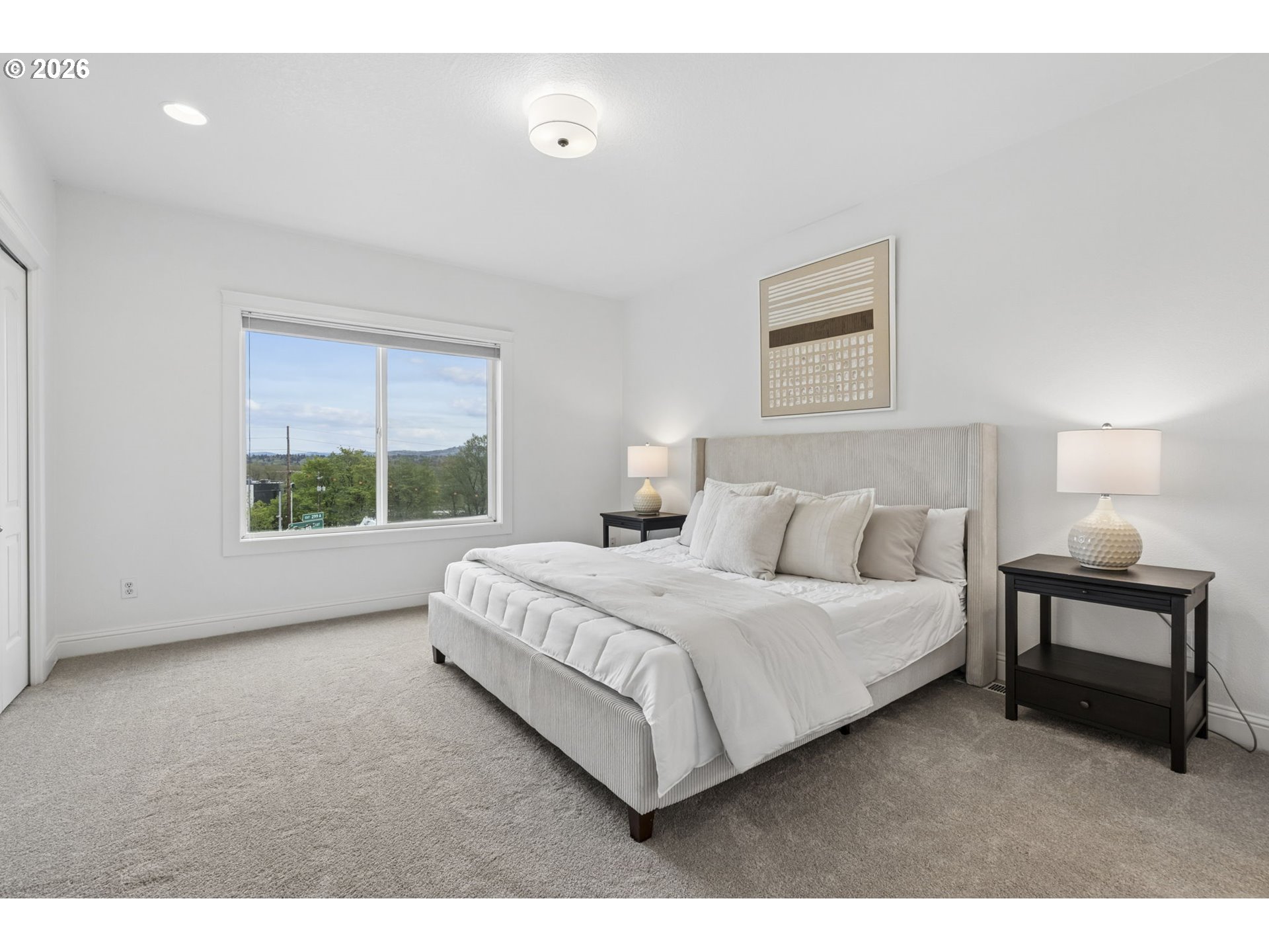 4830 Southwest View Point Terrace Portland, OR 97239 - Photo 12 of 31