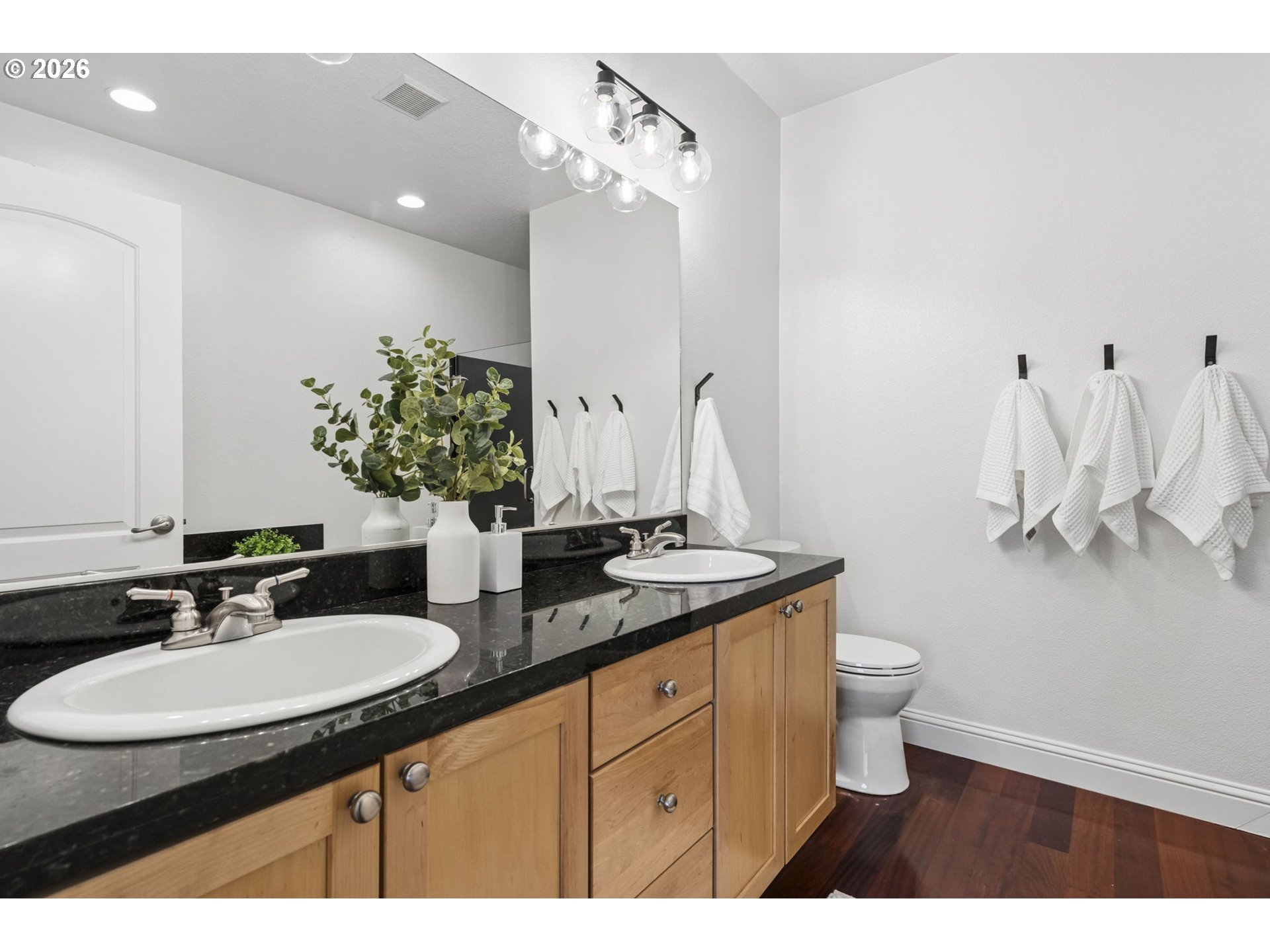 4830 Southwest View Point Terrace Portland, OR 97239 - Photo 15 of 31