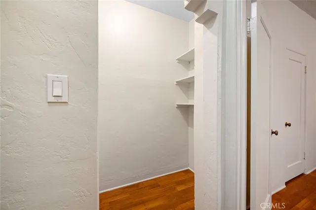 $2,000 | 200 East Lomita Avenue, Unit 4, Glendale, CA 91205