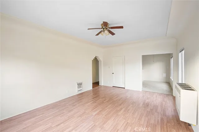 $2,000 | 200 East Lomita Avenue, Unit 4, Glendale, CA 91205