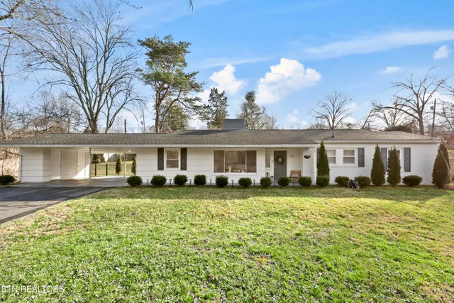 $535,000 | 7112 Stockton Drive Northwest, Knoxville, TN 37909