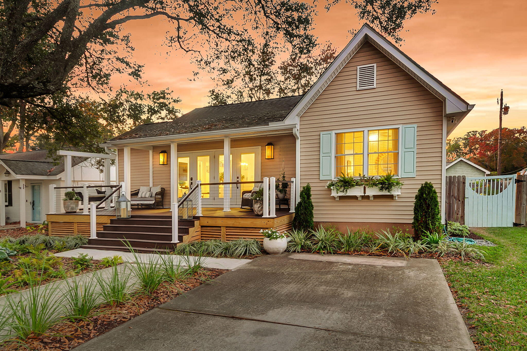 10 Tovey Road Charleston, SC 29407 - Photo 13 of 48 CREM - 10 Tovey - twilight-9
