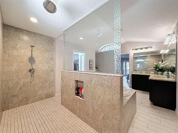 $709,900 | 18354 Monteverde Drive, Spring Hill, FL 34610