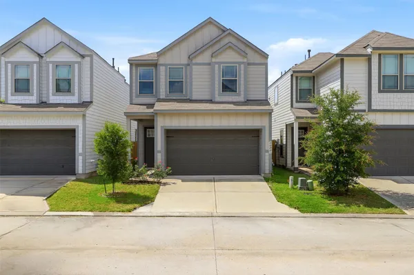 $2,300 | 4429 Ibiza Lane, Houston, TX 77045