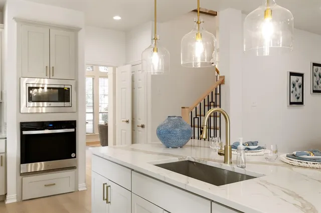 $799,990 | 2639 Valley Creek Trail, McKinney, TX 75072