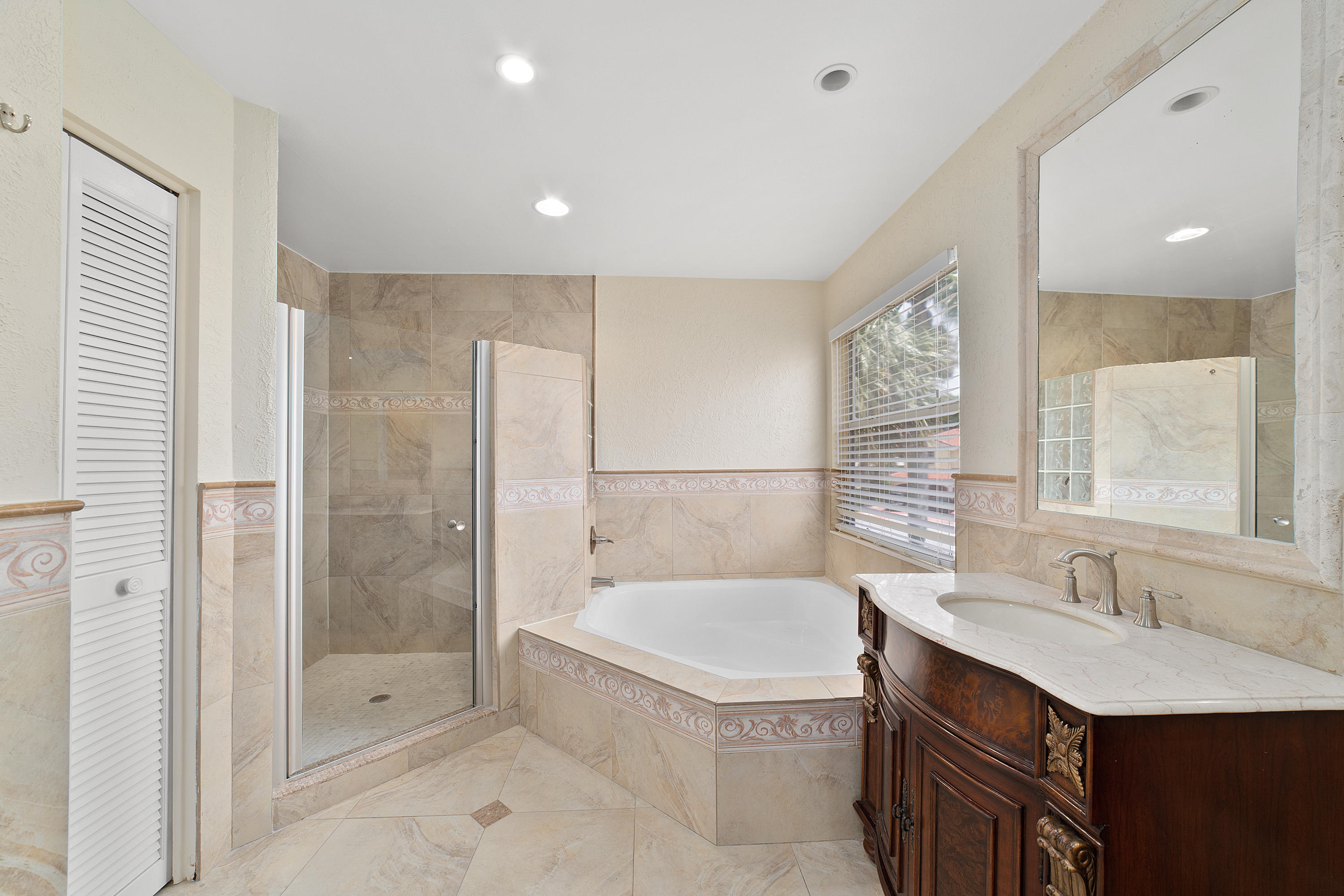 19554 Black Olive Lane Boca Raton, FL 33498 - Photo 23 of 40 19554 Black Olive Ln (23)