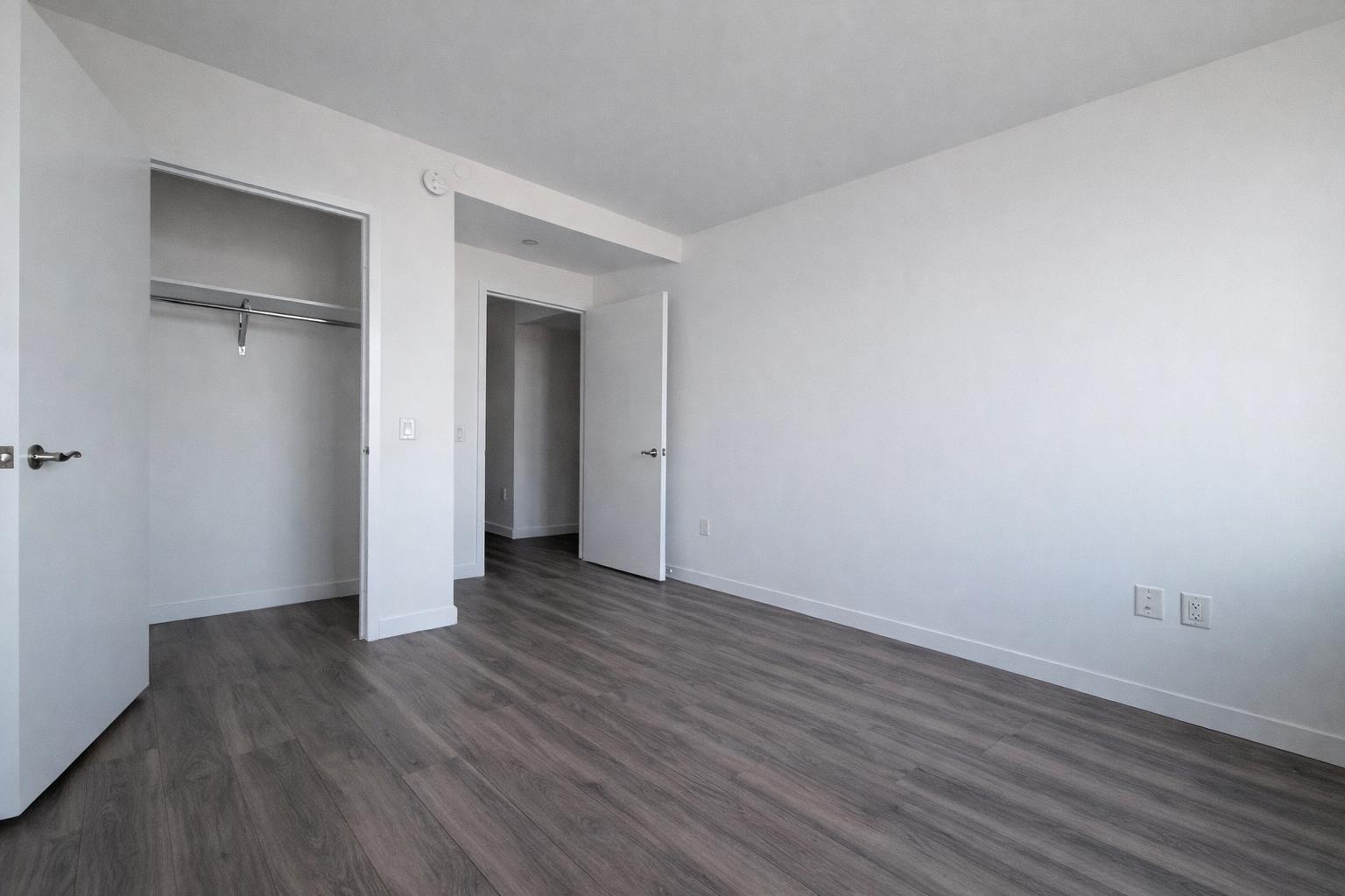 1524 Sheepshead Bay Road, Unit 17K Brooklyn, NY 11235 - Photo 3 of 28 Photo 3