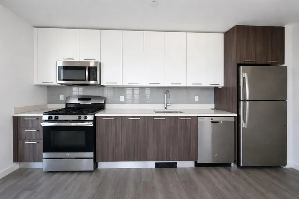 $4,995 | 1524 Sheepshead Bay Road, Unit 17K | Sheepshead Bay