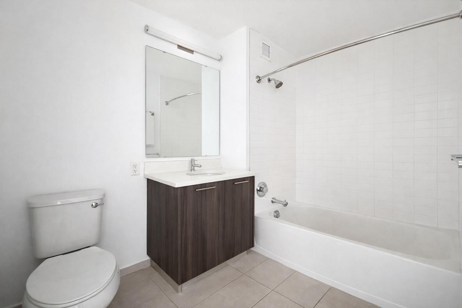 1524 Sheepshead Bay Road, Unit 17K Brooklyn, NY 11235 - Photo 7 of 28 Photo 7