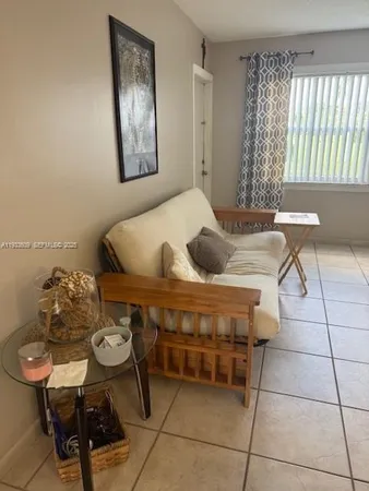 $1,550 | 4299 Northwest 16th Street, Unit 103, Lauderhill, FL 33313