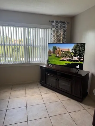 $1,650 | 4299 Northwest 16th Street, Unit 103, Lauderhill, FL 33313