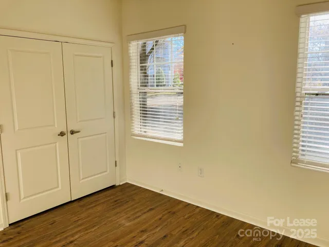 $1,300 | 17905 Delmas Drive, Unit 101, Cornelius, NC 28031