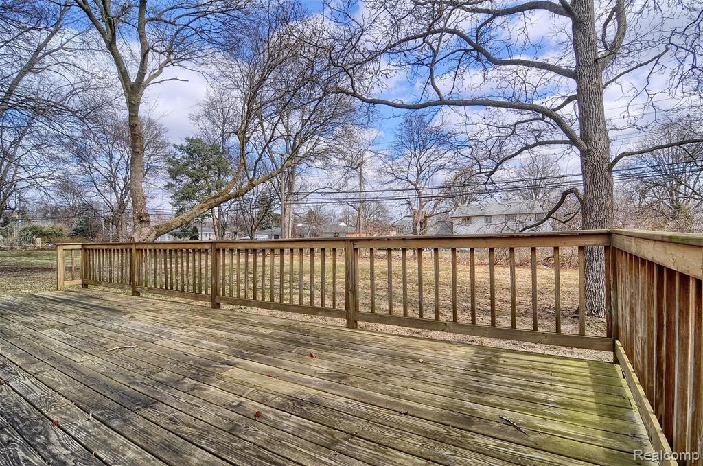 63 East Maryknoll Road Rochester Hills, MI 48309 - Photo 24 of 34