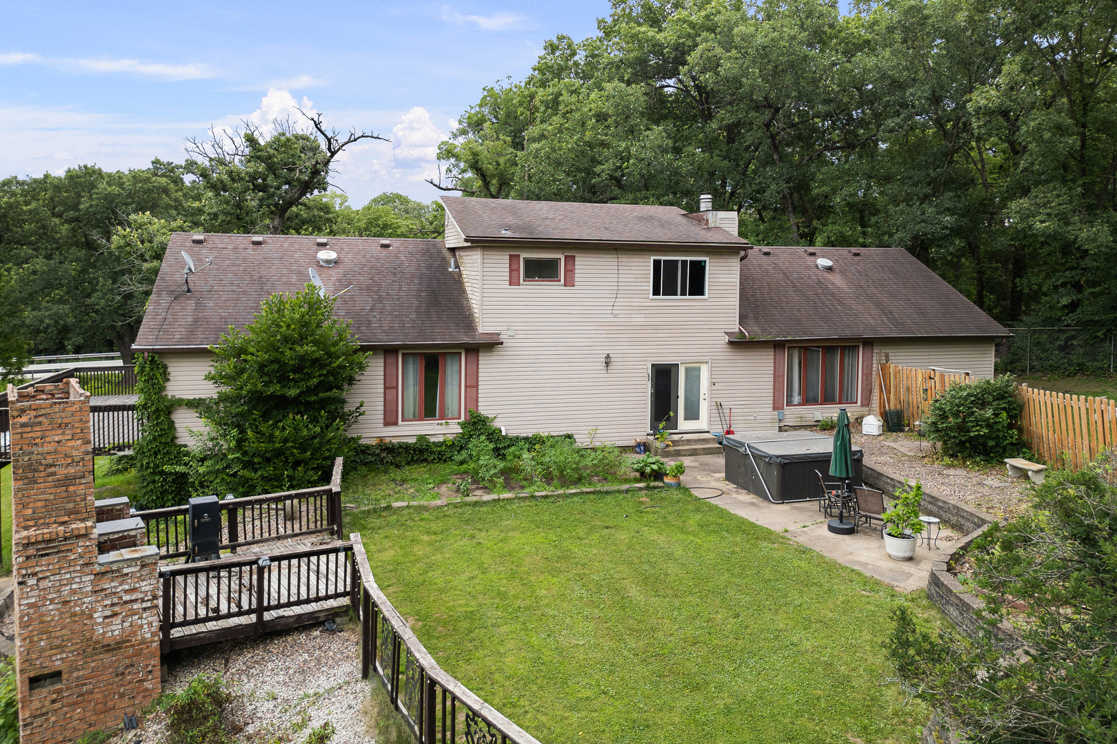 14422 Highway 67 Milan, IL 61264 - Photo 4 of 48