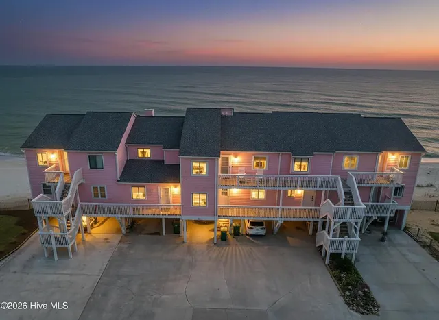 $450,000 | 1108 Sand Dollar Court, Kure Beach, NC 28449