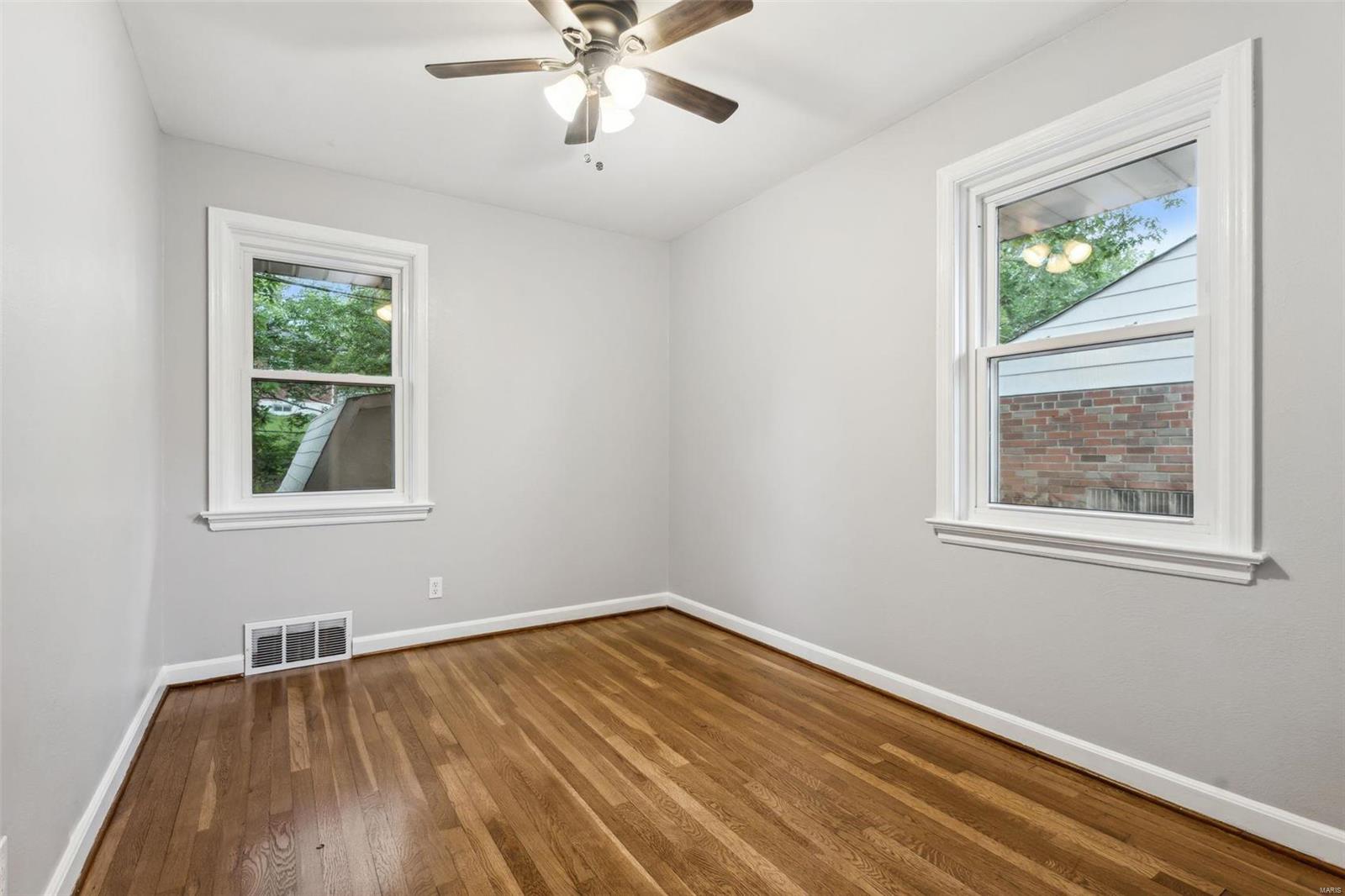 9235 Filibert Drive St. Louis, MO 63137 - Photo 14 of 18