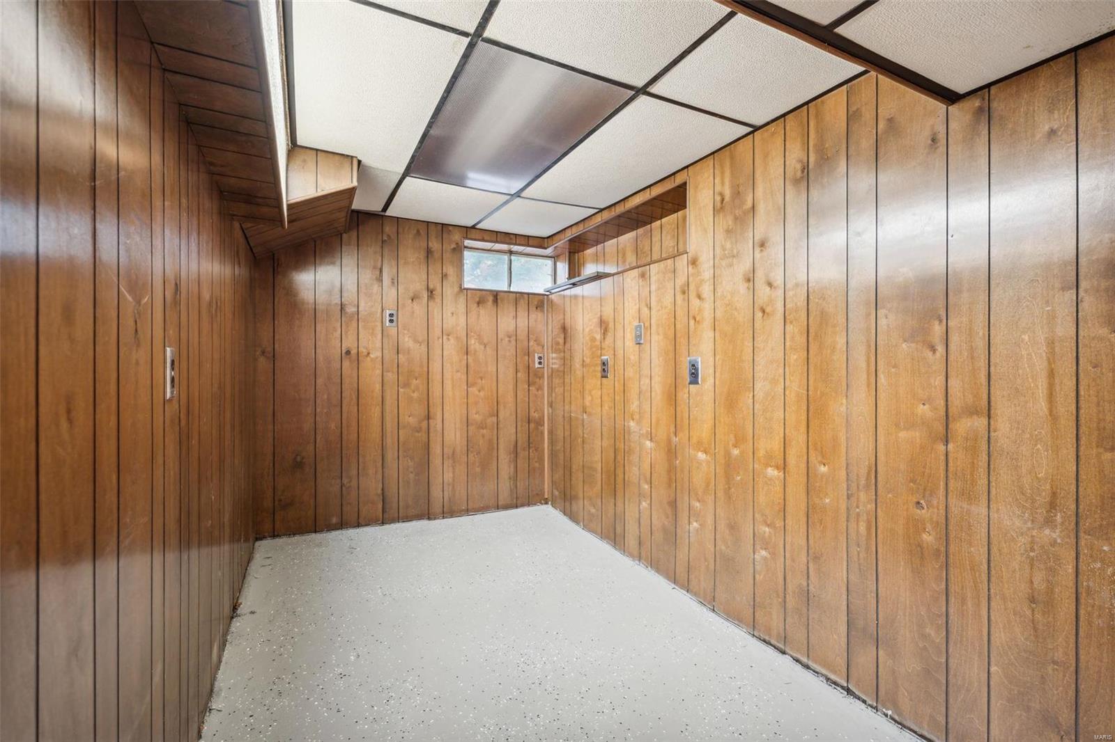 9235 Filibert Drive St. Louis, MO 63137 - Photo 16 of 18