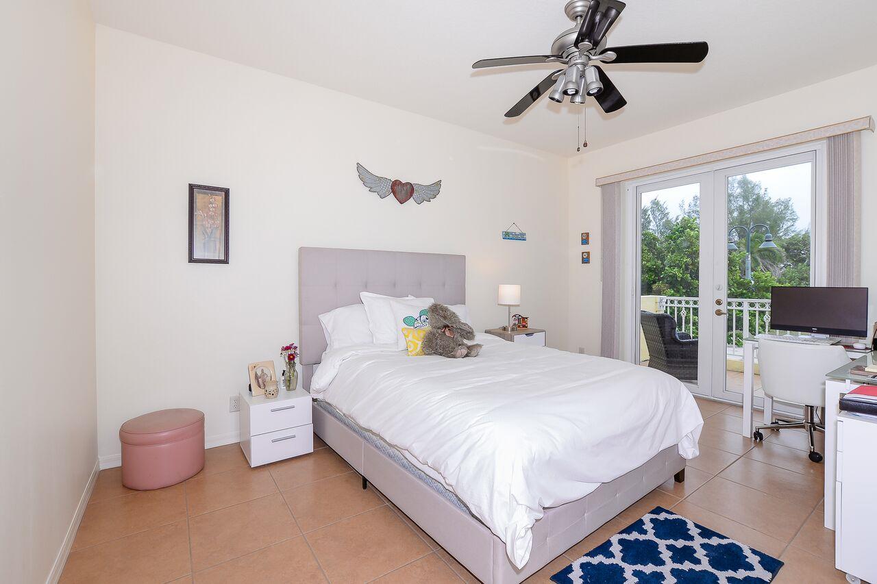 204 Mariner Bay Boulevard Fort Pierce, FL 34949 - Photo 9 of 30 marinerbay14