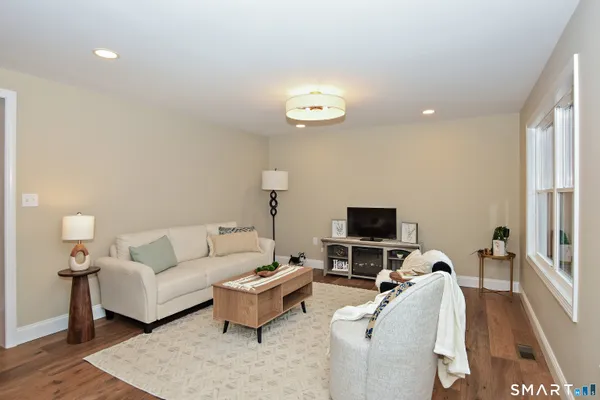 $529,000 | 4 Niewiarowski Road, Preston, CT 06365