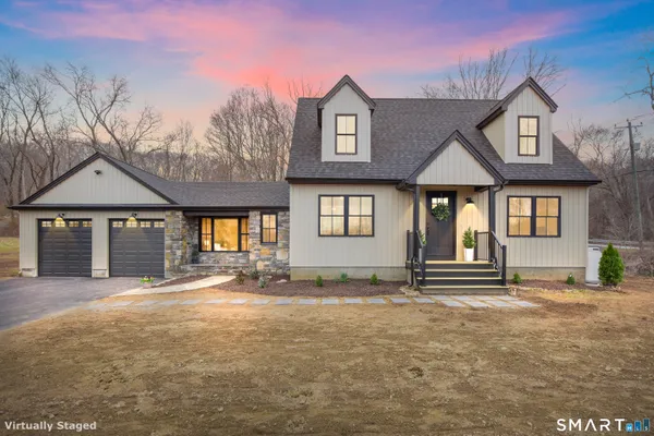 $529,000 | 4 Niewiarowski Road, Preston, CT 06365