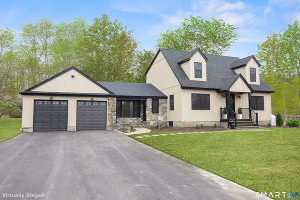 $529,000 | 4 Niewiarowski Road, Preston, CT 06365