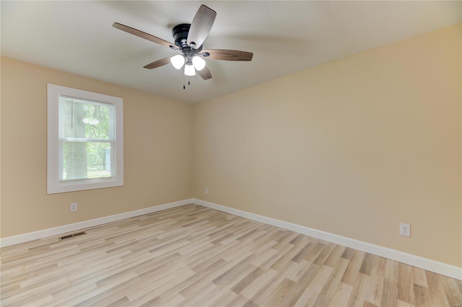 16924 Brown Road Grover, MO 63040 - Photo 11 of 28