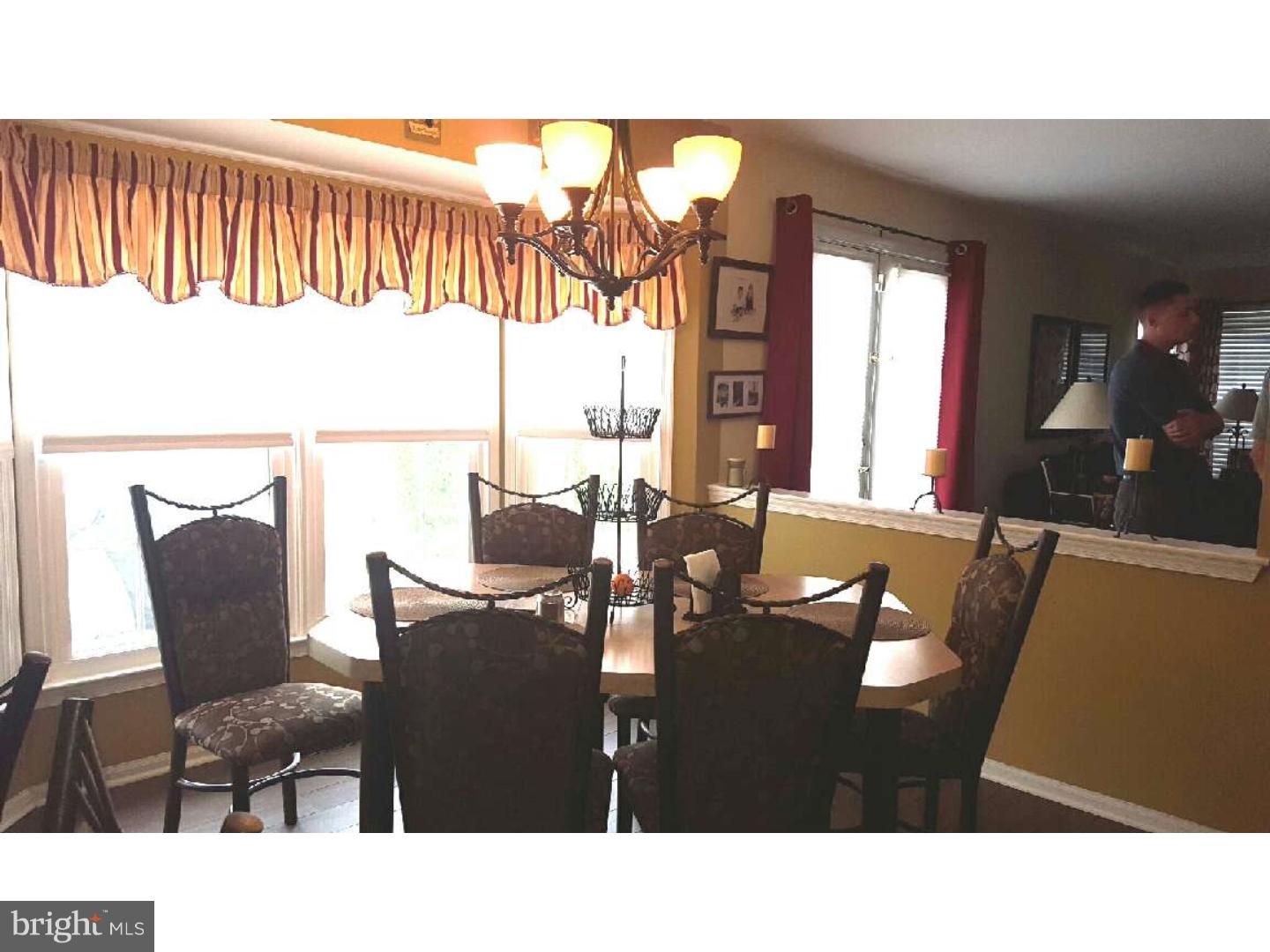 29 Spring Mill Drive Sewell, NJ 08080 - Photo 6 of 15 Breakfast Room