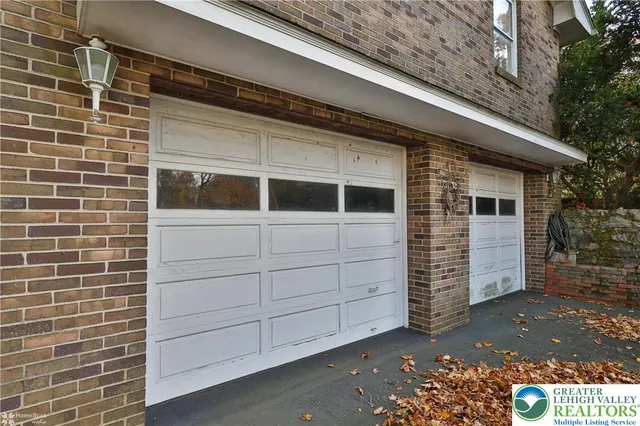 $409,000 | 166 Forest Drive, Nazareth, PA 18064