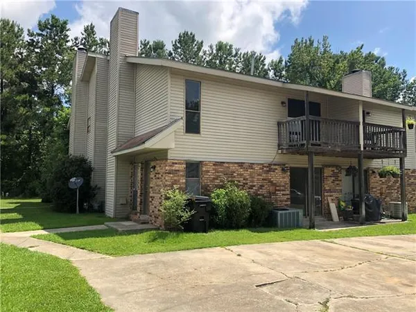 $1,150 | 141 Bon Temps Roule, Unit 6D, Mandeville, LA 70471