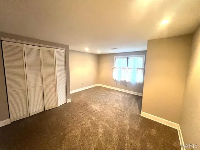 $2,400 | 355 Dietrich Road, Ballwin, MO 63021